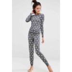 Gri Yıldız Desenli Şık Pijama Takımı